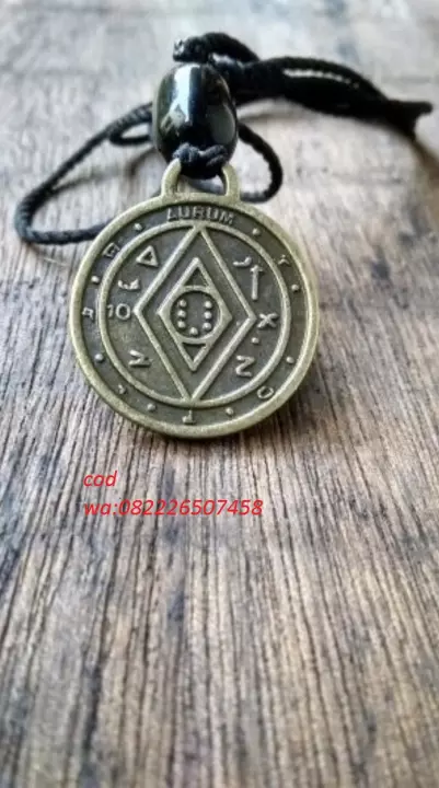 Detail Gambar Amulet Keberuntungan Nomer 29