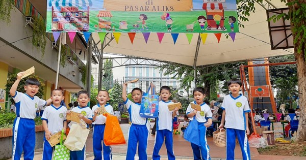 Detail Gambar Anak Anak Sekolah Tk Nomer 28