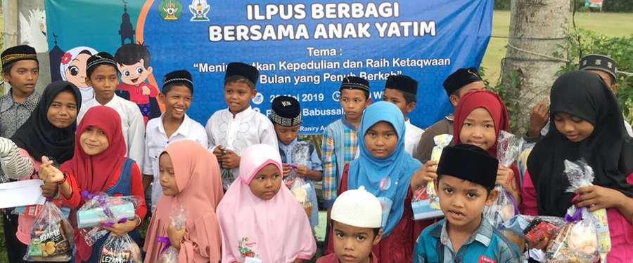 Detail Gambar Anak Berbagi Kepada Anak Yatim Nomer 24