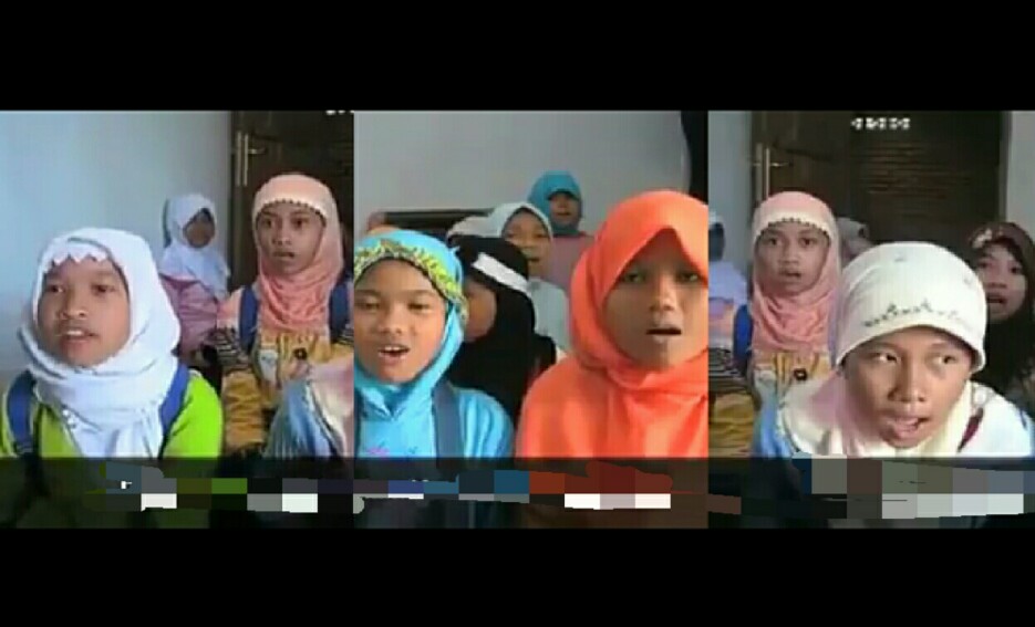 Detail Gambar Anak Berjilbab Nomer 26