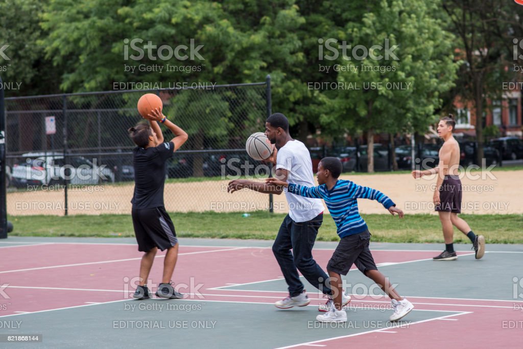 Detail Gambar Anak Bermain Basket Nomer 30