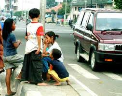 Detail Gambar Anak Jalanan Gambar Fenomena Anak Jalanan Indonesia Nomer 2