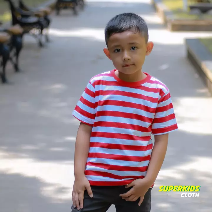 Detail Gambar Anak Laki Laki Pakai Baju Merah Nomer 47