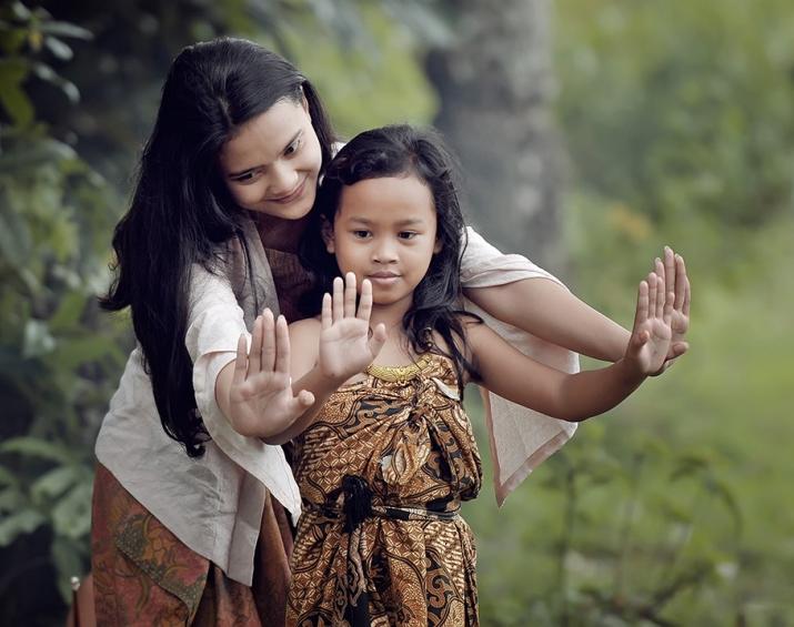 Detail Gambar Anak Latihan Menari Nomer 14