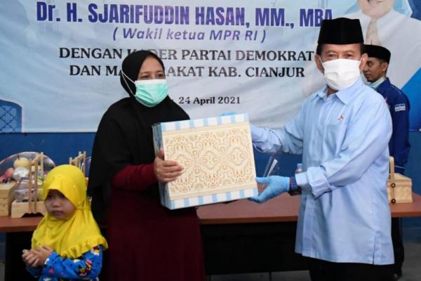 Detail Gambar Anak Memberi Fakir Miskin Nomer 16