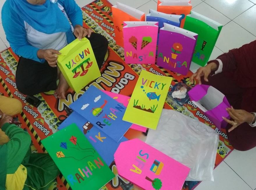 Detail Gambar Anak Membuat Hasta Karya Nomer 16