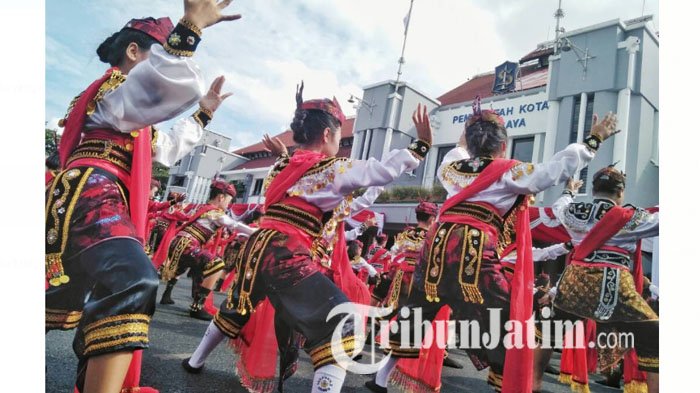 Detail Gambar Anak Menari Remo Nomer 33