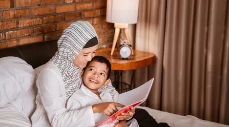 Detail Gambar Anak Muslim Belajar Dengan Ibu Nomer 34