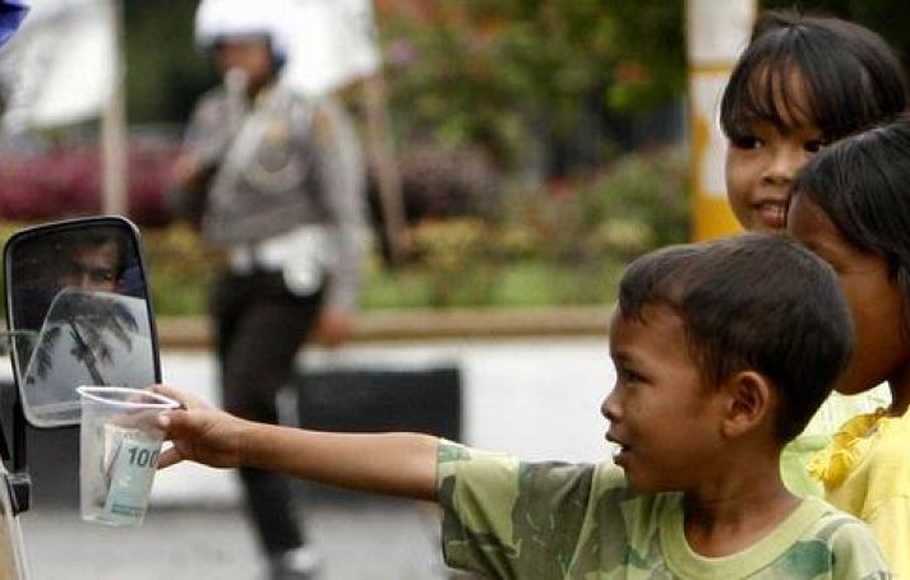 Gambar Anak Pengemis - KibrisPDR