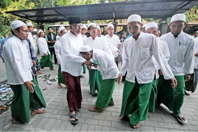 Detail Gambar Anak Pesantren Nomer 20