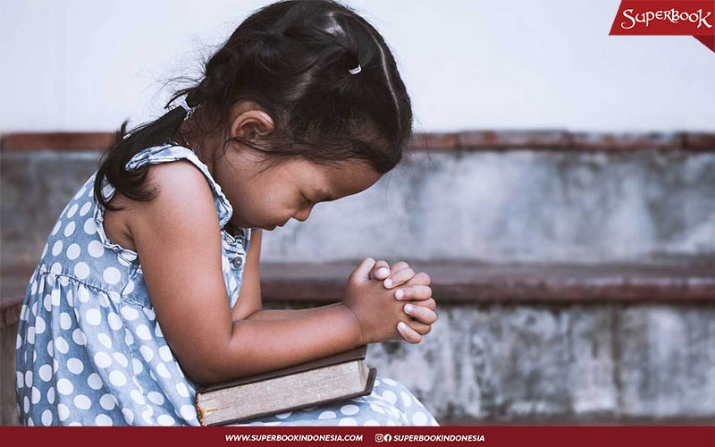 Detail Gambar Anak Sedang Berdoa Katolik Nomer 19