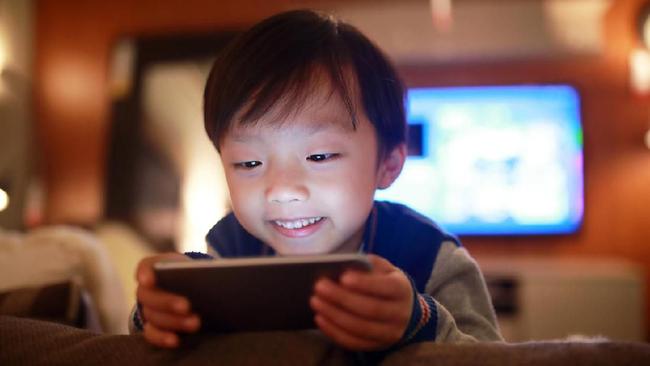 Download Gambar Anak Sedang Sakit Gambar Handphone Nomer 8