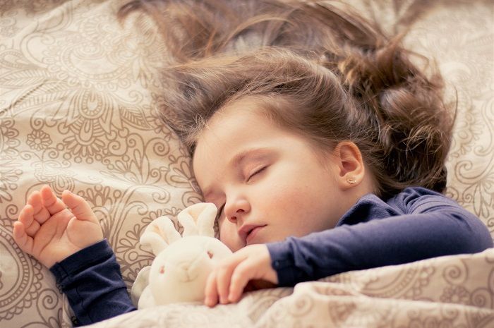 Detail Gambar Anak Sedang Tidur Nomer 18