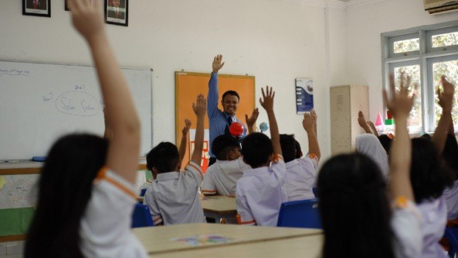 Detail Gambar Anak Sekolah Belajar Nomer 25