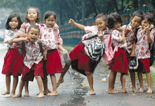 Detail Gambar Anak Sekolah Sd Jaman Dulu Nomer 43