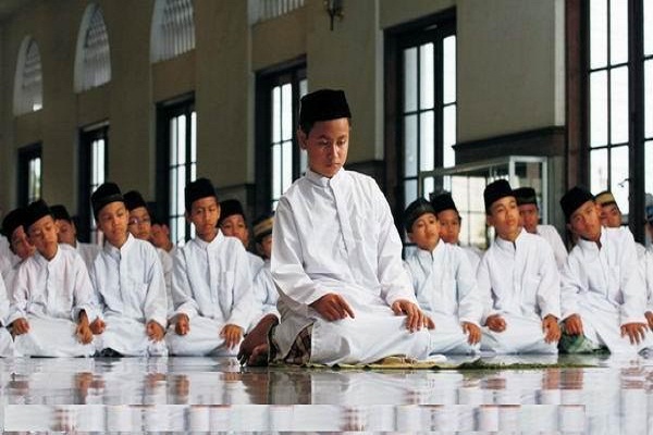 Detail Gambar Anak Sholat Nomer 38