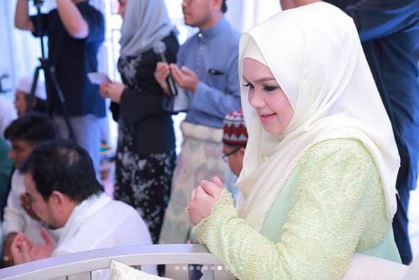 Detail Gambar Anak Siti Nurhaliza Nomer 40