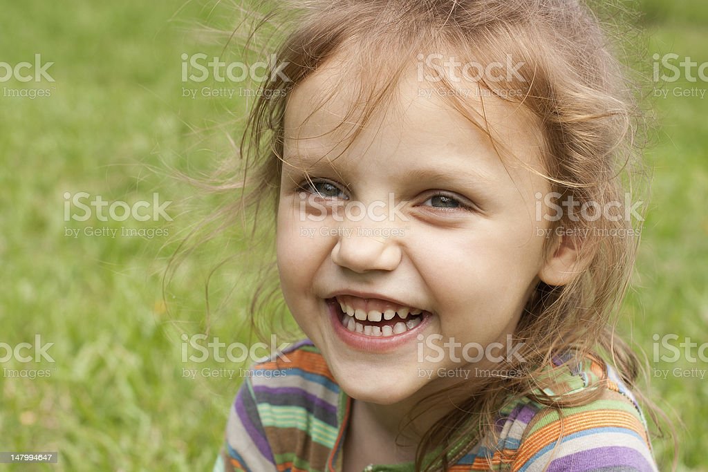 Gambar Anak Tertawa - 55+ Koleksi Gambar