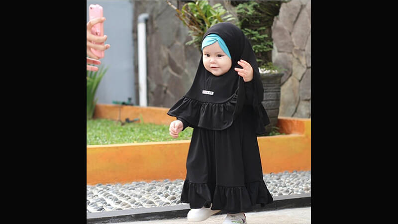 Detail Gambar Anak2 Kecil Lucu Cantik Manis Berhijab Nomer 14