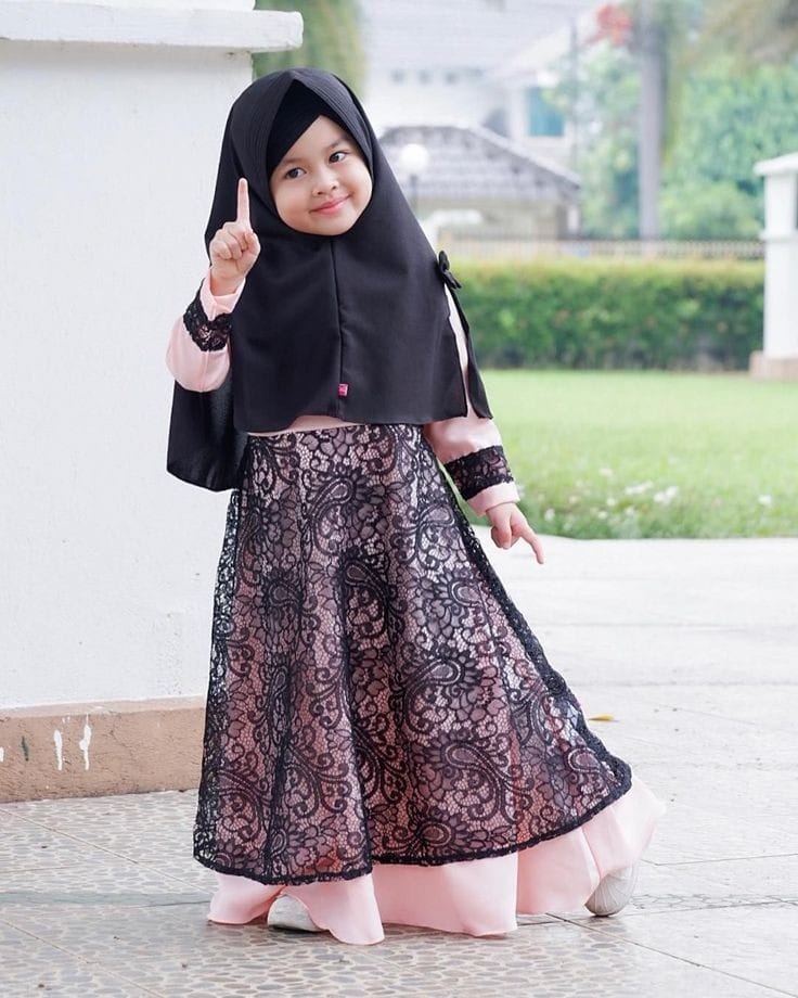 Detail Gambar Anak2 Kecil Lucu Cantik Manis Berhijab Nomer 44