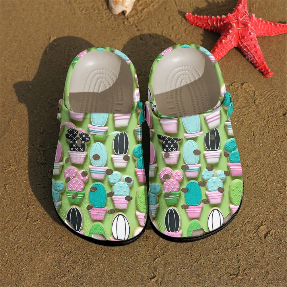 Detail Cactus Print Crocs Nomer 25