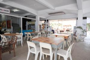 Detail Cafe Rumah Putih Cempaka Putih Nomer 40