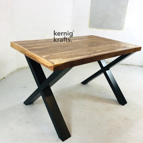Detail Cafe Table Design Nomer 4