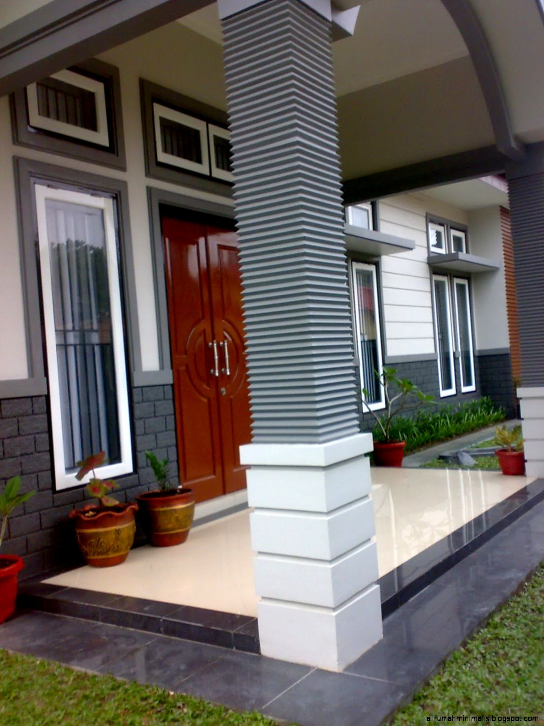 Detail Cagak Teras Rumah Nomer 25