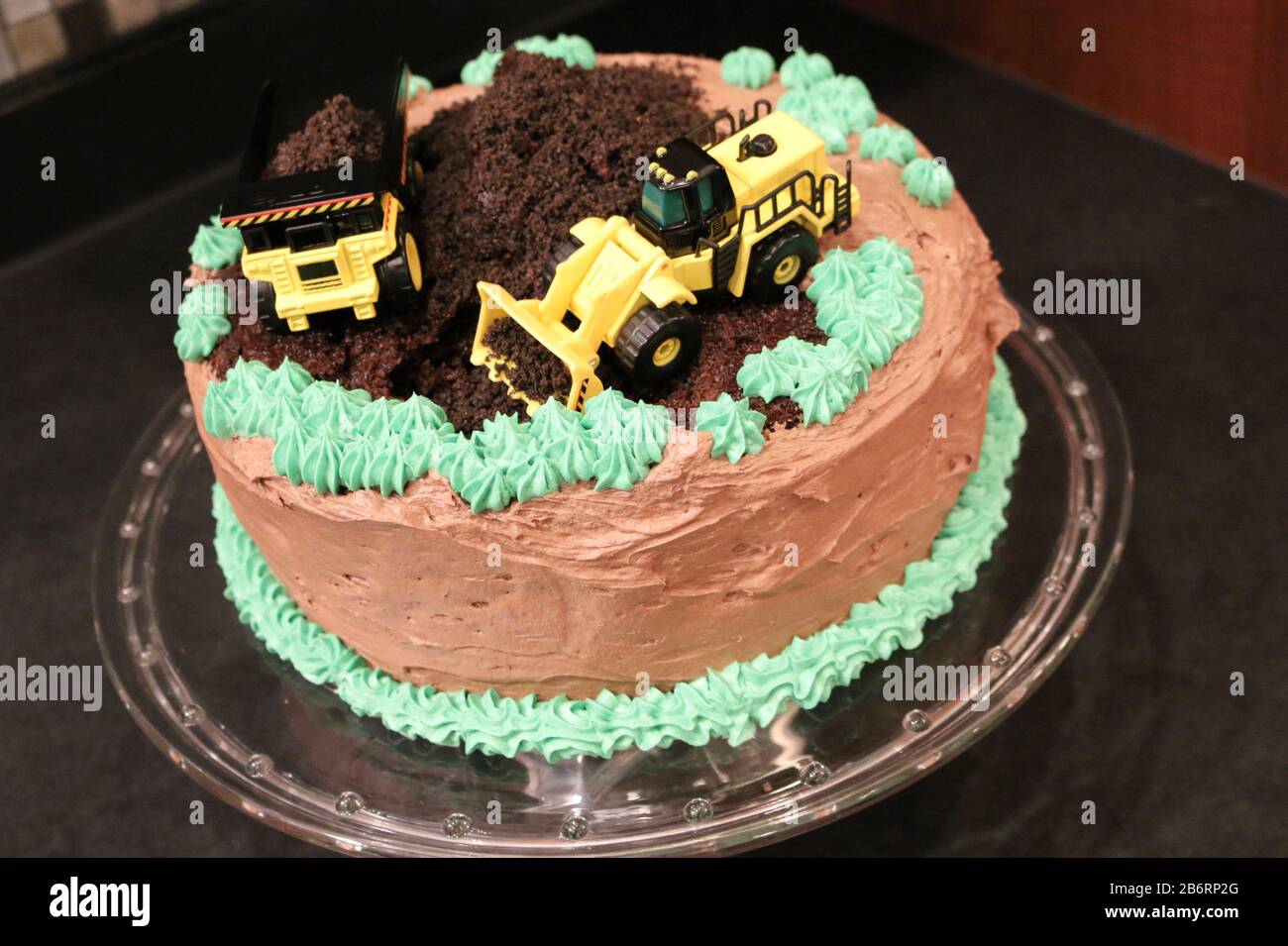 Download Cake Gambar Cream Truck Cake Gambar Cream Backhoe Nomer 47
