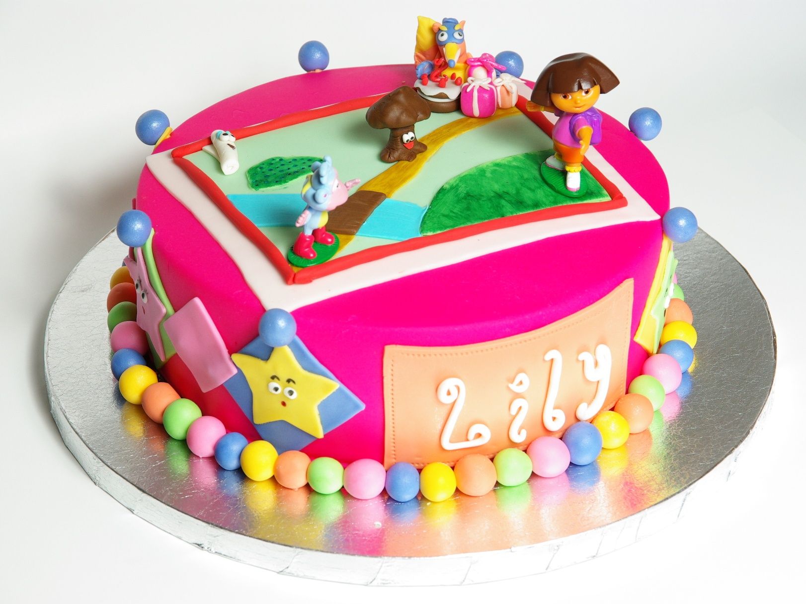 Detail Cake Gambar Dora Nomer 4
