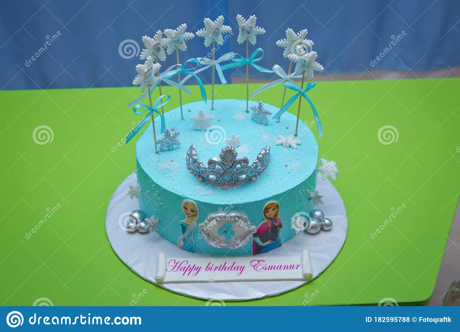 Detail Cake Gambar Frozen Frozen Nomer 28