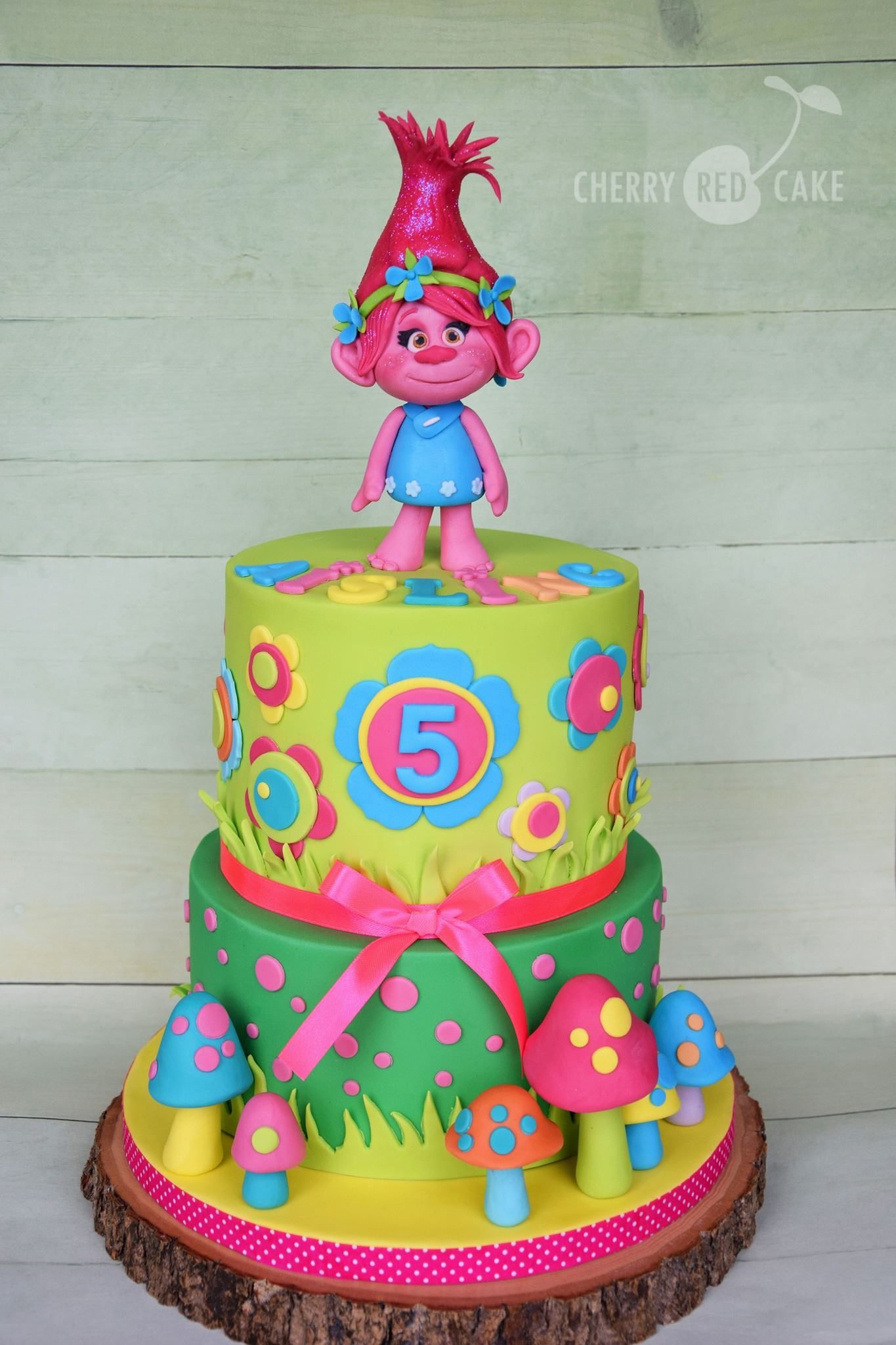 Cake Gambar Troll - KibrisPDR