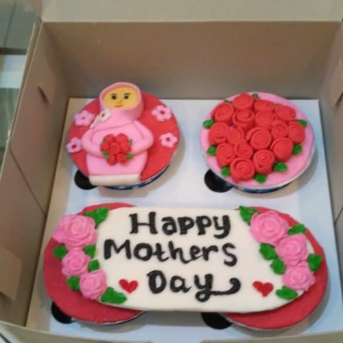 Detail Cake Hari Ibu Nomer 7