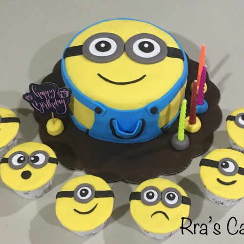 Detail Cake Ulang Tahun Minion Nomer 15