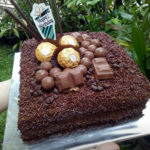 Detail Cake Ultah Full Coklat Nomer 35