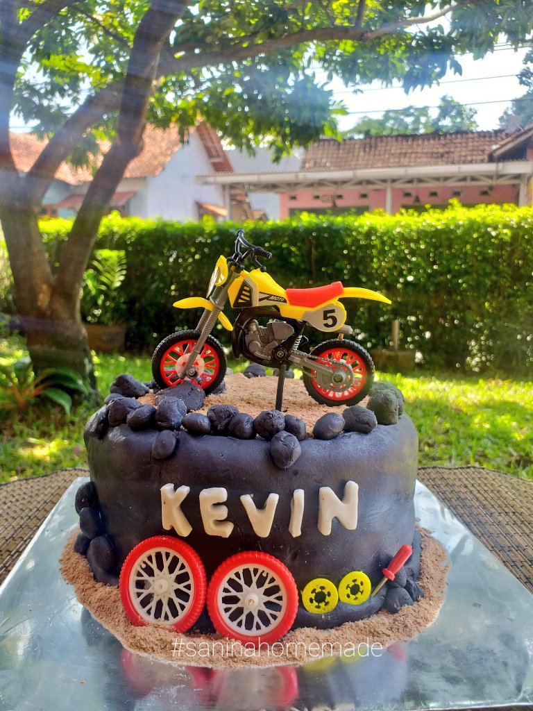 Detail Cake Ultah Gambar Motor Nomer 27