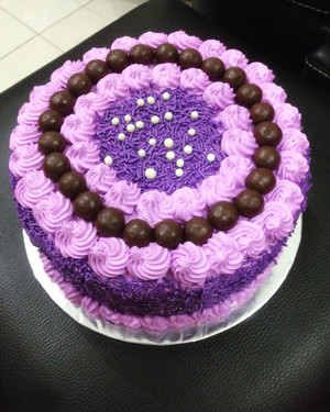 Detail Cake Ultah Warna Ungu Nomer 54