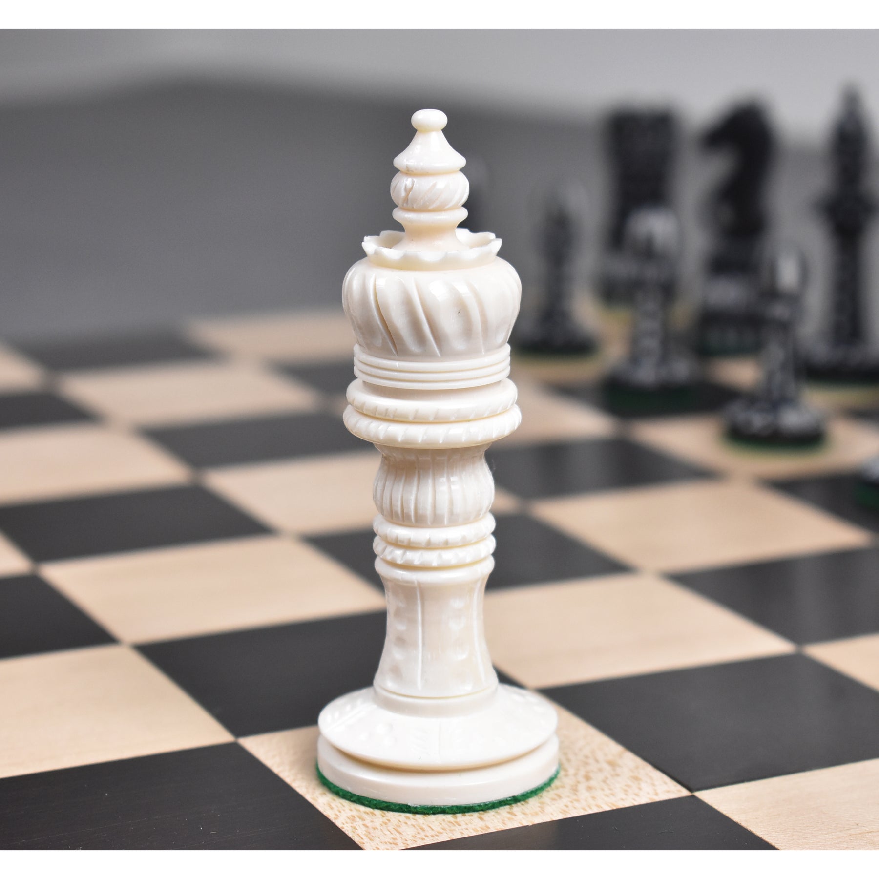 Detail Camel Bone Chess Set Nomer 10