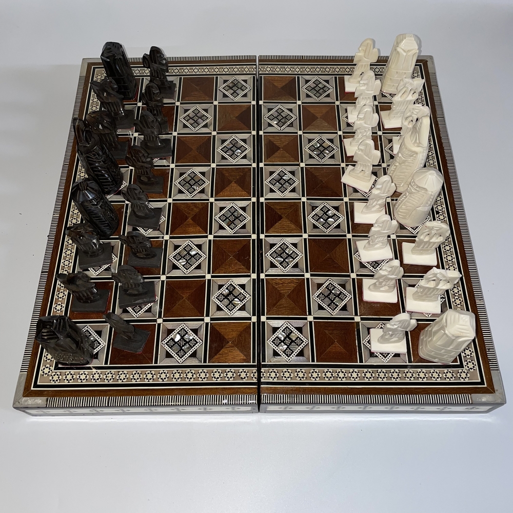 Detail Camel Bone Chess Set Nomer 20