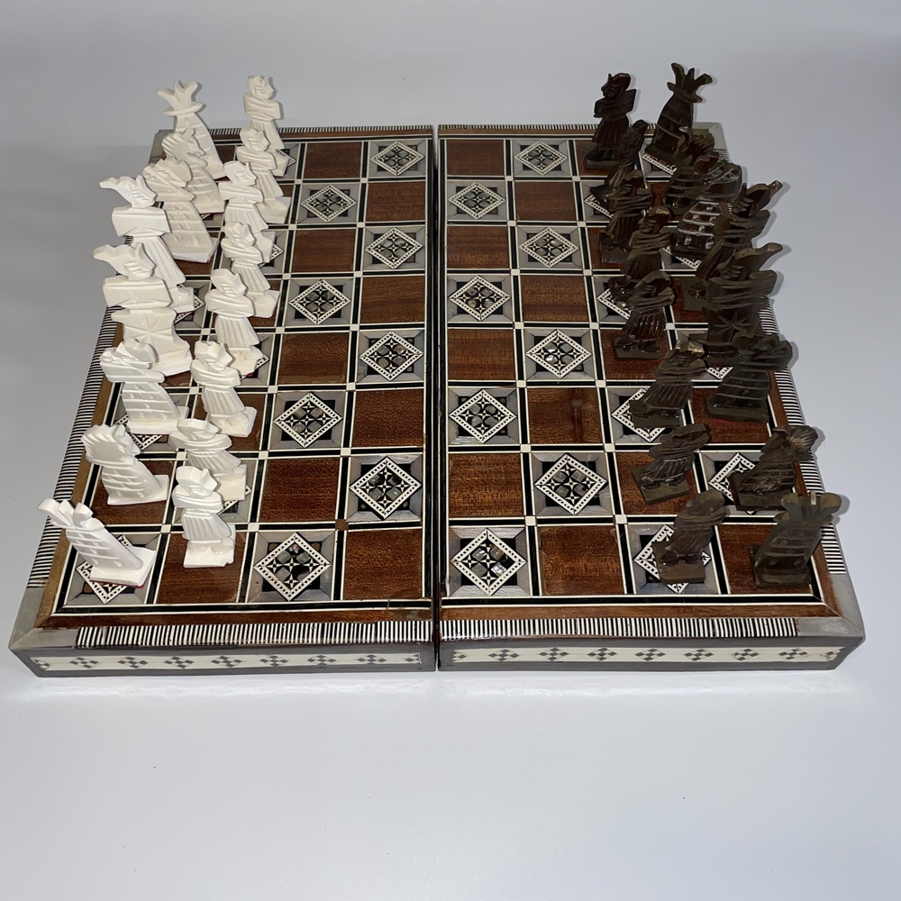 Detail Camel Bone Chess Set Nomer 22