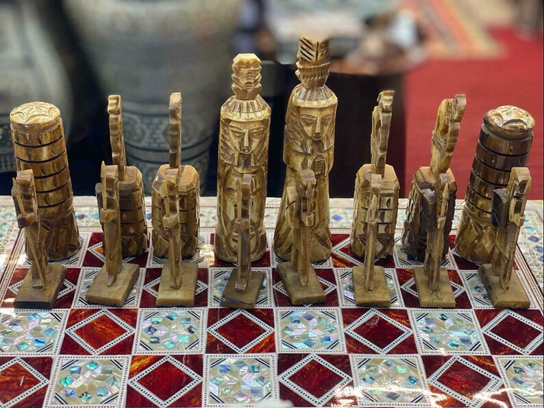 Detail Camel Bone Chess Set Nomer 27