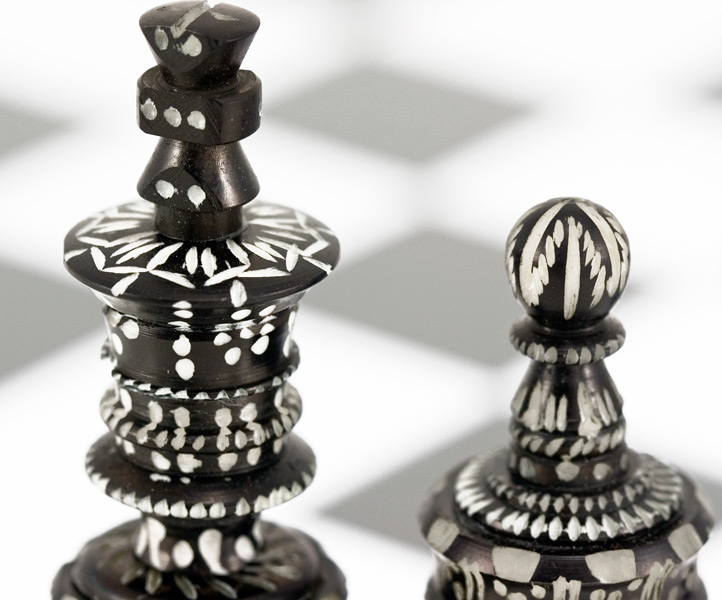 Detail Camel Bone Chess Set Nomer 7