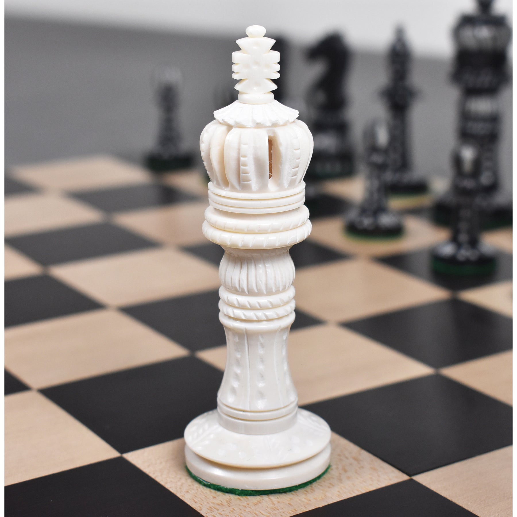 Detail Camel Bone Chess Set Nomer 8