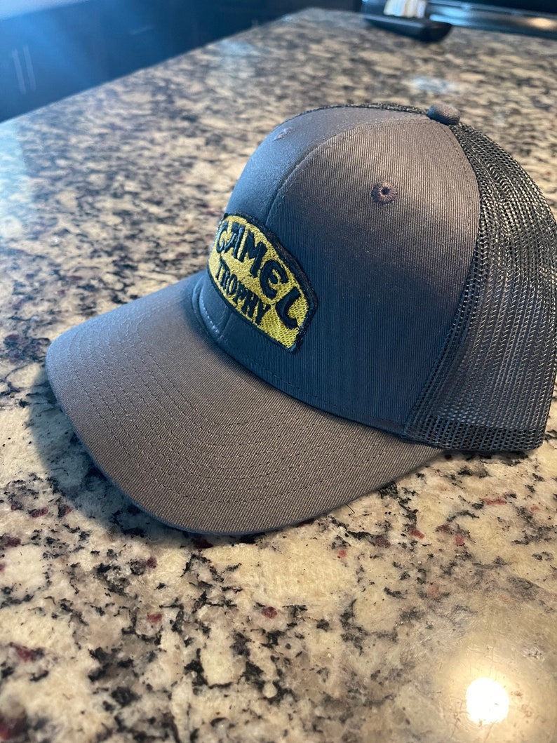 Detail Camel Trophy Hat Nomer 38