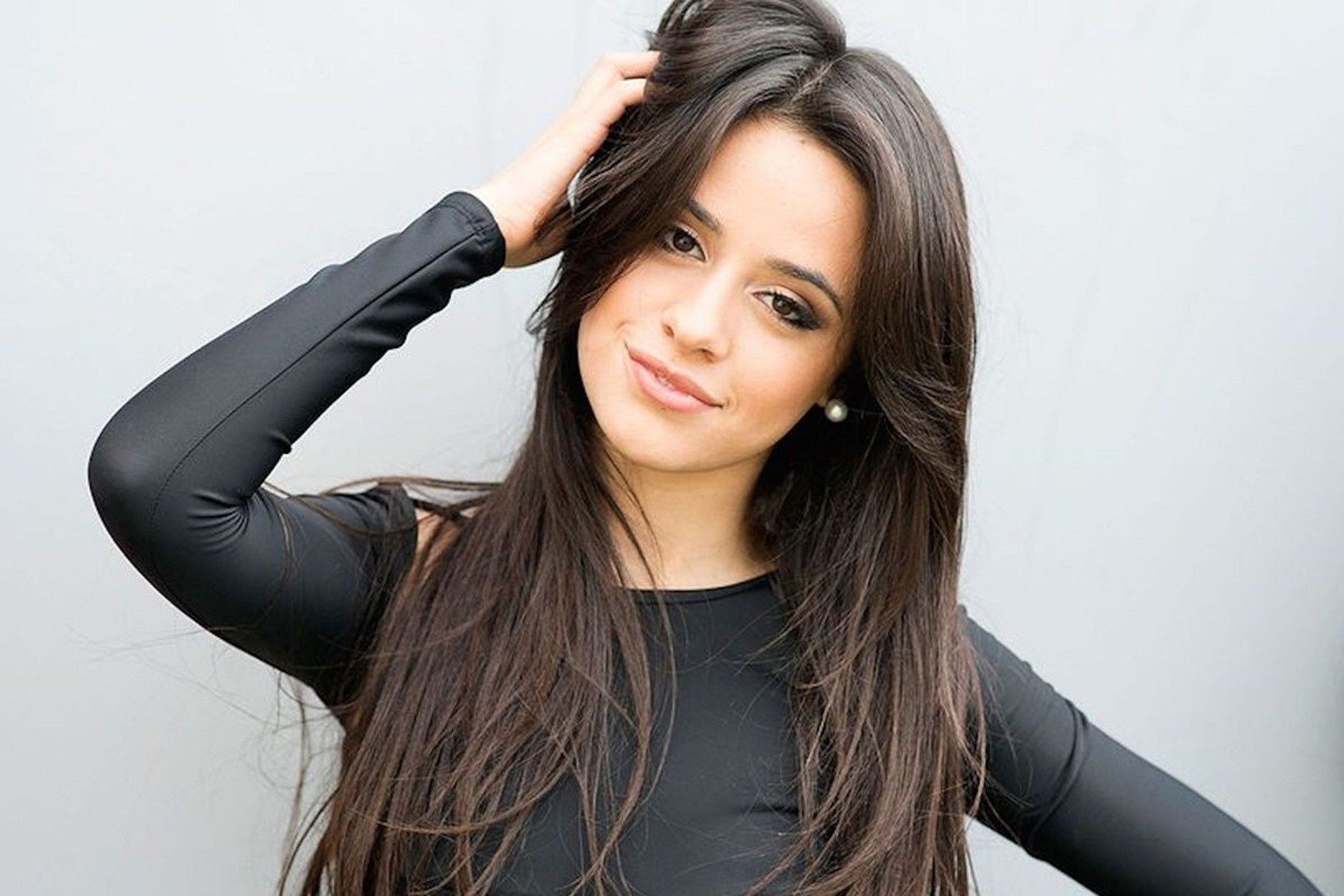 Detail Camila Cabello Wallpaper Nomer 13