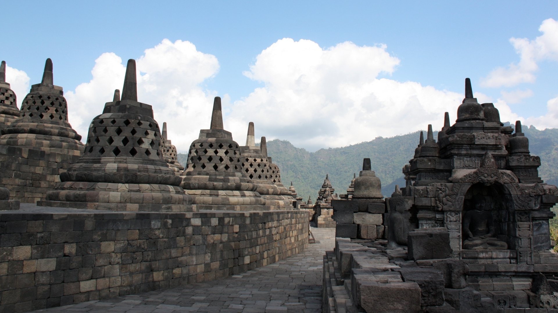 Detail Candi Borobudur Wallpaper Nomer 18