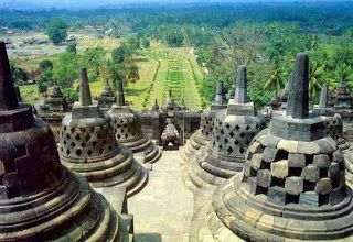 Detail Candi Borobudur Wallpaper Nomer 43