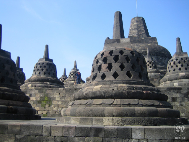 Detail Candi Dan Stupa Nomer 14