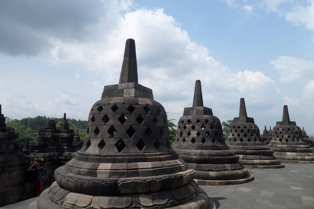 Detail Candi Dan Stupa Nomer 42