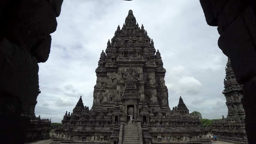 Detail Candi Prambanan Wallpaper Nomer 24